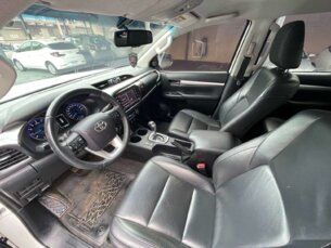 Foto 2 - Toyota Hilux Cabine Dupla Hilux 2.7 CD SRV (Aut) automático