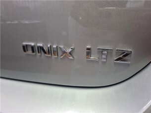 Foto 9 - Chevrolet Onix Onix 1.4 LTZ SPE/4 manual