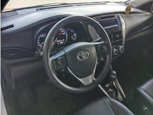 Foto 4 - Toyota Yaris Sedan Yaris Sedan 1.5 XL CVT (Flex) automático