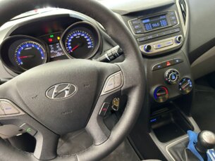 Foto 4 - Hyundai HB20S HB20S 1.0 Comfort Plus manual
