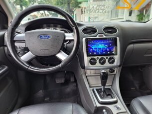 Foto 5 - Ford Focus Hatch Focus Hatch GLX 2.0 16V (Flex) automático