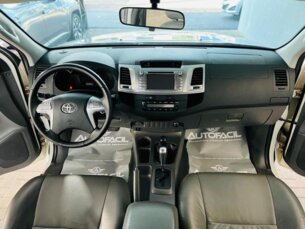 Foto 8 - Toyota Hilux Cabine Dupla Hilux 3.0 TDI 4x4 CD SRV manual