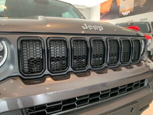 Foto 2 - Jeep Renegade Renegade 1.3 T270 automático