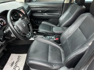 Foto 8 - Mitsubishi Outlander Outlander 2.0  5L CVT automático