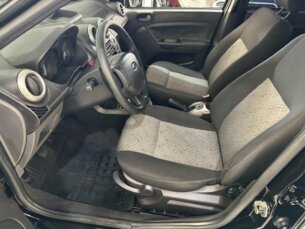 Foto 9 - Ford Fiesta Hatch Fiesta Hatch 1.0 (Flex) automático