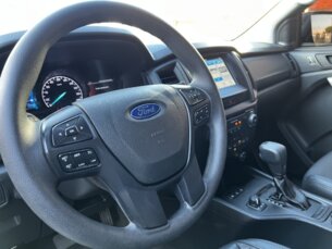 Foto 8 - Ford Ranger (Cabine Dupla) Ranger 3.2 CD Storm 4WD (Aut) automático