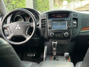 Foto 6 - Mitsubishi Pajero Full Pajero Full GLS 3.8 5p automático