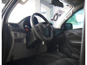 Foto 8 - Mitsubishi L200 Triton L200 Triton 2.4 D GLS 4WD (Aut) automático