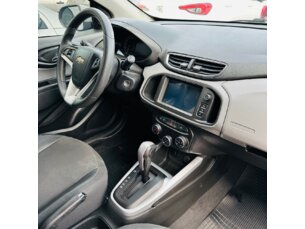 Foto 10 - Chevrolet Onix Onix 1.4 LT SPE/4 (Aut) automático