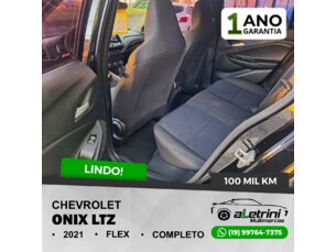 Foto 9 - Chevrolet Onix Onix 1.0 Turbo LTZ manual