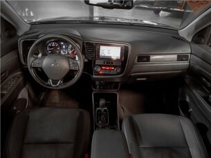 Foto 7 - Mitsubishi Outlander Outlander 2.2 DI-D HPE-S 4WD 7L automático
