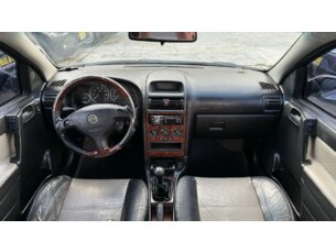 Foto 7 - Chevrolet Astra Sedan Astra Sedan 500 2.0 MPFi 16V manual