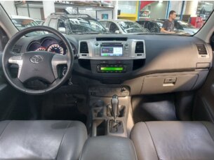 Foto 4 - Toyota Hilux Cabine Dupla Hilux 2.7 Flex 4x4 CD SRV (Aut) manual