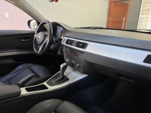 Foto 6 - BMW Série 3 320i Top 2.0 16V automático