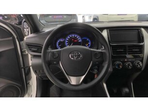 Foto 10 - Toyota Yaris Hatch Yaris 1.3 XL Live CVT automático