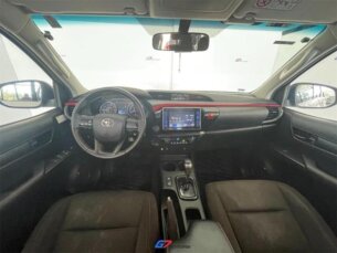 Foto 6 - Toyota Hilux Cabine Dupla Hilux 2.8 TDI SR CD Challenge 4x4 (Aut) automático