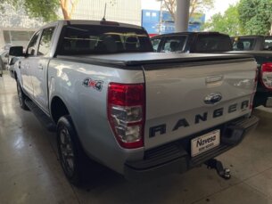 Foto 3 - Ford Ranger (Cabine Dupla) Ranger 2.2 CD XLS 4WD (Aut) automático