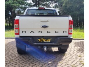 Foto 5 - Ford Ranger (Cabine Dupla) Ranger 2.2 TD XLS CD 4x4 (Aut) manual
