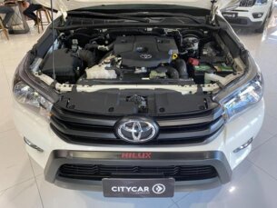 Foto 3 - Toyota Hilux Cabine Dupla Hilux 2.8 TDI SR CD Challenge 4x4 (Aut) automático