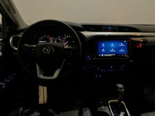 Foto 9 - Toyota Hilux Cabine Dupla Hilux CD 2.8 TDI SRV 4WD automático