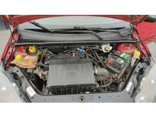 Foto 10 - Ford Fiesta Hatch Fiesta Hatch 1.0 (Flex) manual