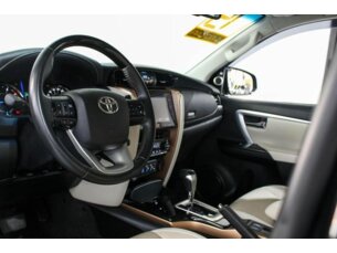 Foto 7 - Toyota SW4 SW4 2.8 TDI SRX Diamond 7L 4x4 (Aut) automático