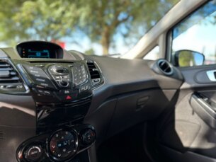 Foto 5 - Ford New Fiesta Hatch New Fiesta Titanium 1.6 16V PowerShift manual