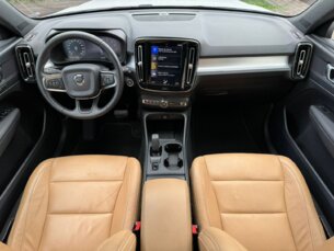 Foto 6 - Volvo XC40 XC40 2.0 T4 Momentum automático