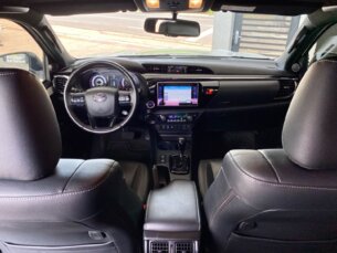 Foto 8 - Toyota Hilux Cabine Dupla Hilux 2.8 TDI CD SRX 50th 4x4 (Aut) automático