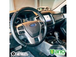 Foto 8 - Ford Ranger (Cabine Dupla) Ranger 3.2 CD XLT 4WD automático