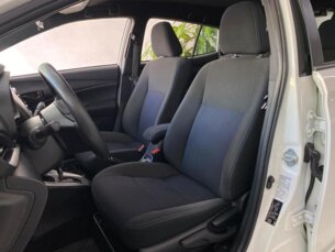 Foto 4 - Toyota Yaris Hatch Yaris 1.3 XL Live automático