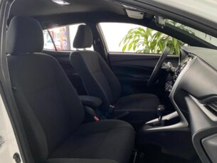 Foto 5 - Toyota Yaris Hatch Yaris 1.3 XL Live automático