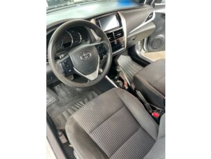 Foto 7 - Toyota Yaris Hatch Yaris 1.3 XL Plus Tech CVT (Flex) automático
