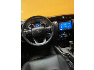 Foto 5 - Toyota Hilux Cabine Dupla Hilux CD 2.8 TDI SRX 4WD automático