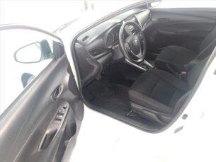 Foto 5 - Toyota Yaris Hatch Yaris 1.3 XL Live CVT automático