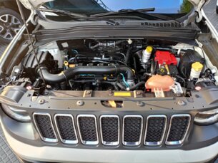 Foto 2 - Jeep Renegade Renegade 1.8 Longitude (Aut) automático