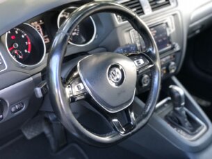 Foto 10 - Volkswagen Jetta Jetta 1.4 TSI Comfortline Tiptronic automático