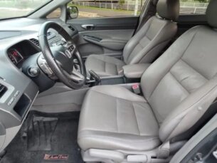 Foto 8 - Honda Civic New Civic LXL 1.8 i-VTEC (Couro) (Aut) (Flex) automático