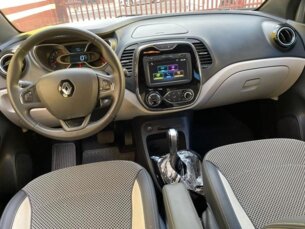 Foto 8 - Renault Captur Captur 2.0 Intense (Aut) automático