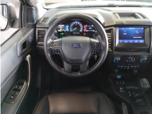 Foto 10 - Ford Ranger (Cabine Dupla) Ranger 3.2 CD Storm 4WD (Aut) automático