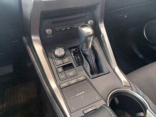 Foto 7 - Lexus NX 300 NX 300H 2.5 Dynamic 4WD manual