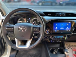Foto 10 - Toyota Hilux Cabine Dupla Hilux CD 2.8 TDI SRX 4WD automático