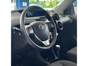 Foto 6 - Toyota Etios Hatch Etios X 1.3 (Flex) automático