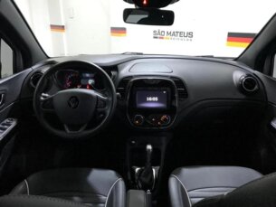 Foto 6 - Renault Captur Captur 2.0 Intense (Aut) automático