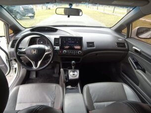 Foto 4 - Honda Civic New Civic LXL 1.8 i-VTEC (Couro) (Flex) automático