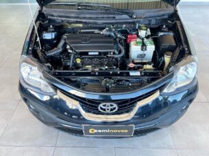 Foto 3 - Toyota Etios Hatch Etios Platinum 1.5 (Flex) (Aut) automático