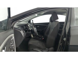 Foto 10 - Hyundai i30 I30 GLS 1.8 16V MPI (Aut) C149 automático