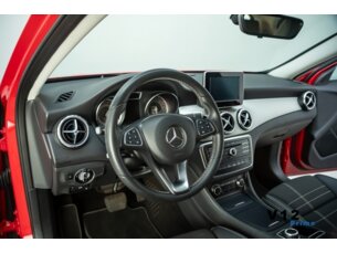 Foto 5 - Mercedes-Benz GLA GLA 200 Advance automático