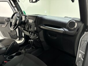 Foto 6 - Jeep Wrangler Wrangler 3.6 V6 Sport 4WD automático