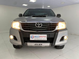 Foto 2 - Toyota Hilux Cabine Dupla Hilux 3.0 TDI 4x4 CD SR (Aut) automático